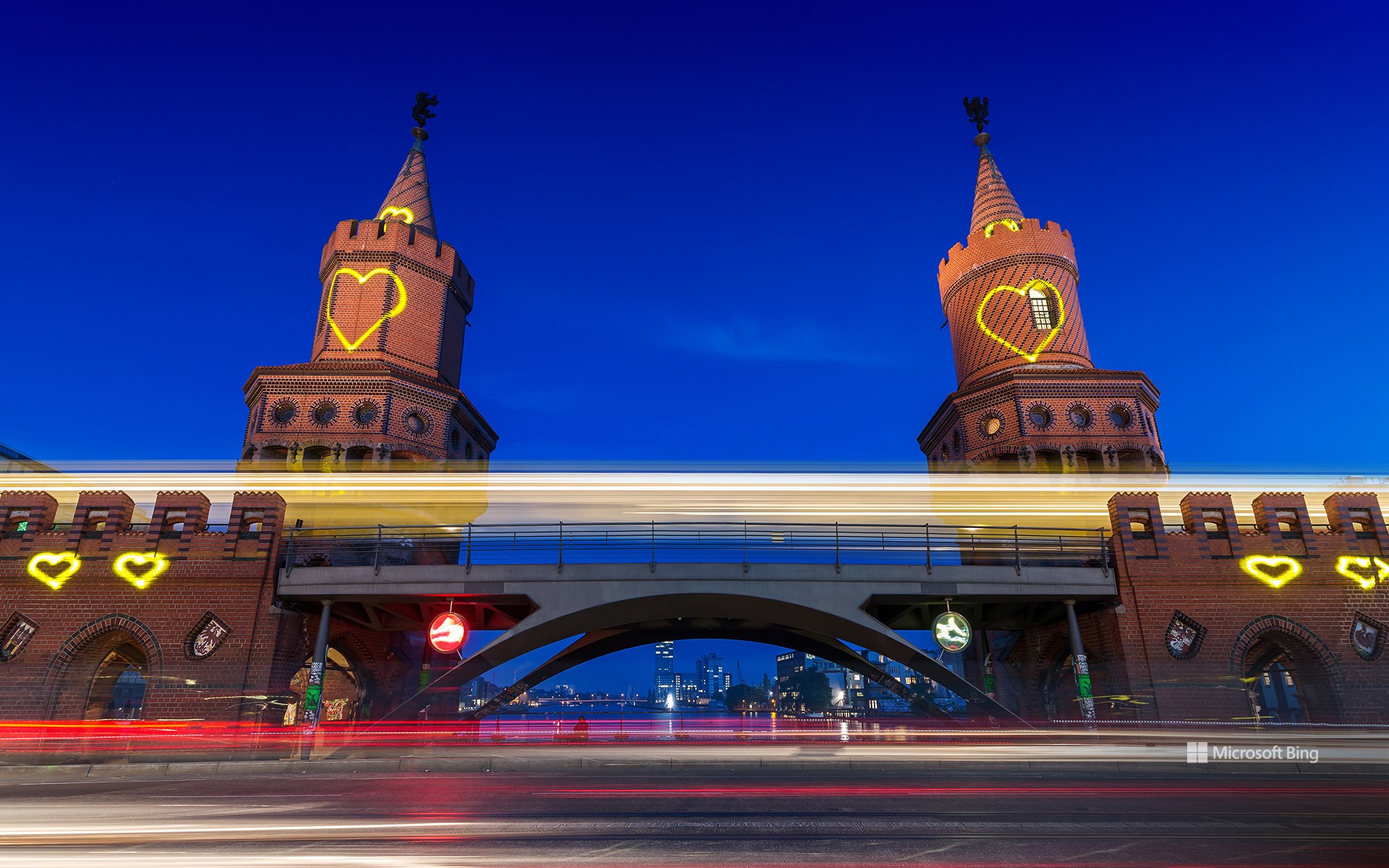 Hearts on the towers of the Oberbaum Bridge, Berlin