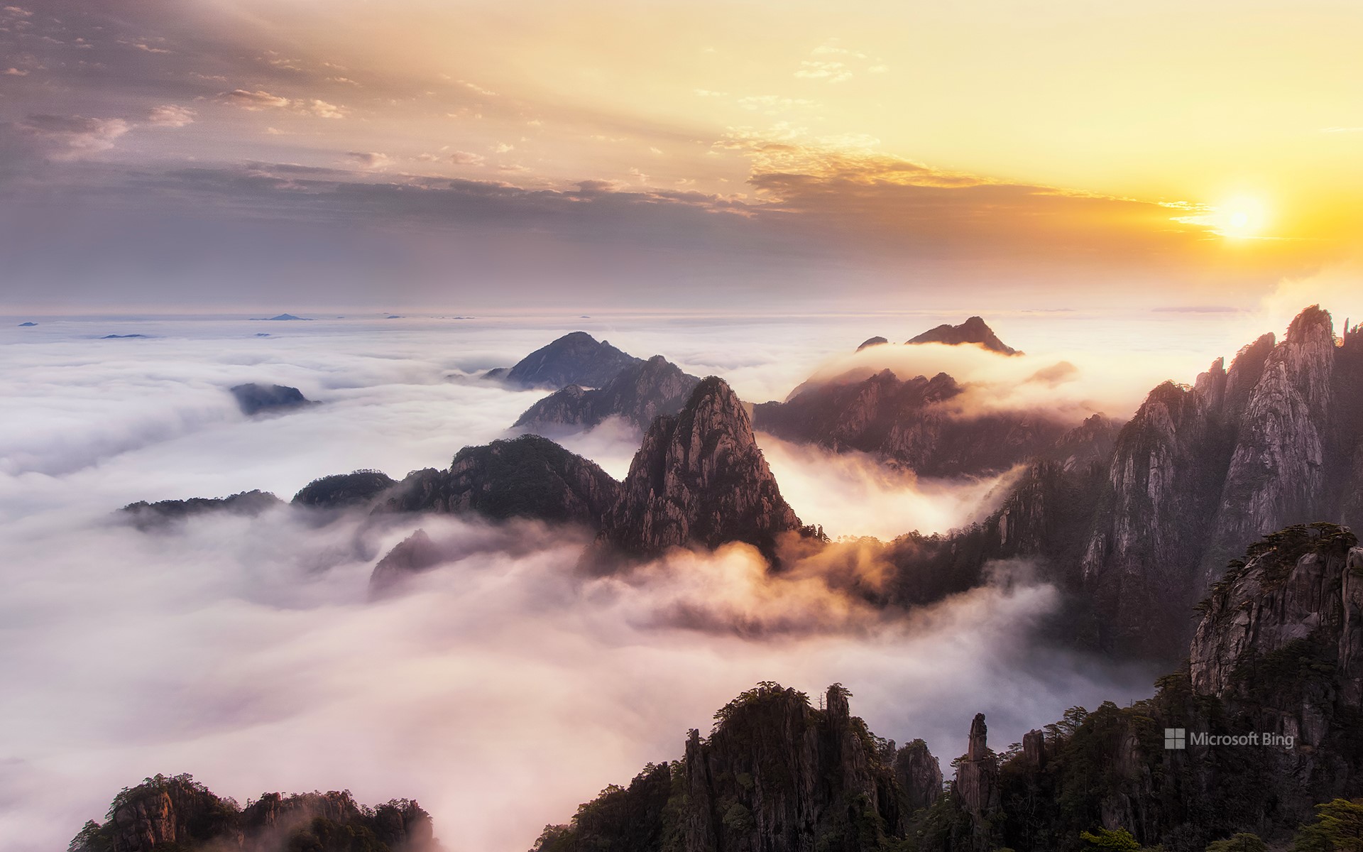 Huangshan Sea of Clouds, Anhui Province, China