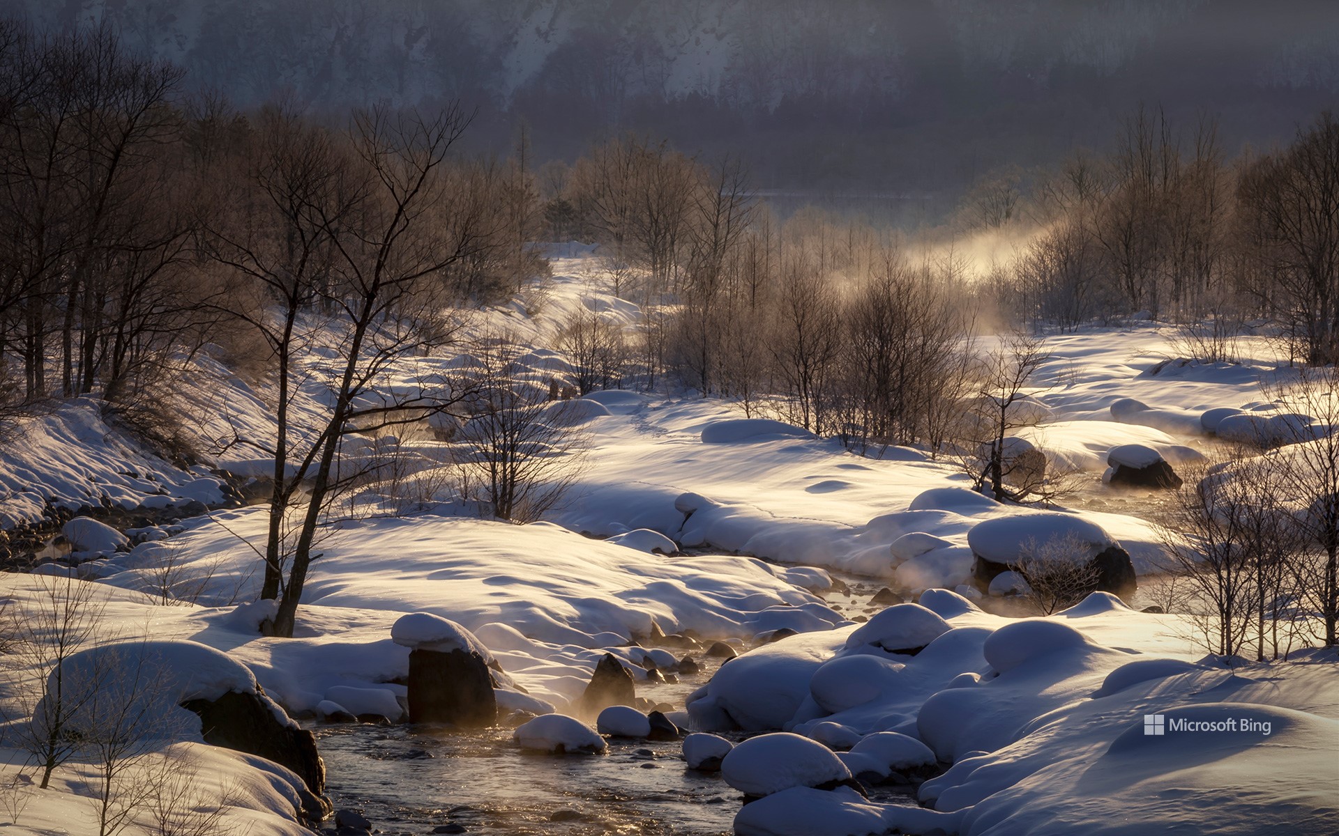Snowy scenery of the Hakuba Sanzan mountains