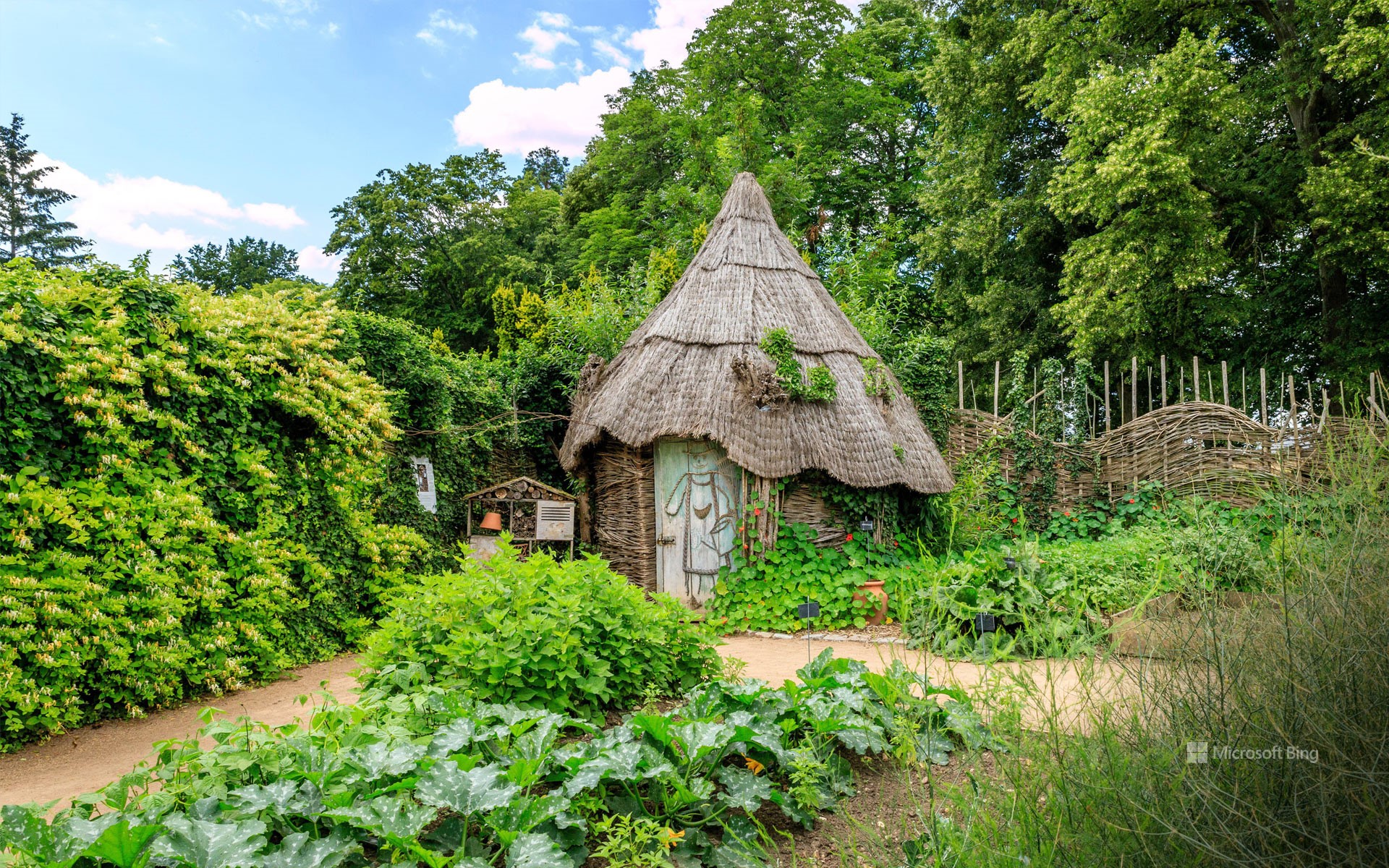Wicker hut in the vegetable garden of the Parc floral de la Source, Orléans