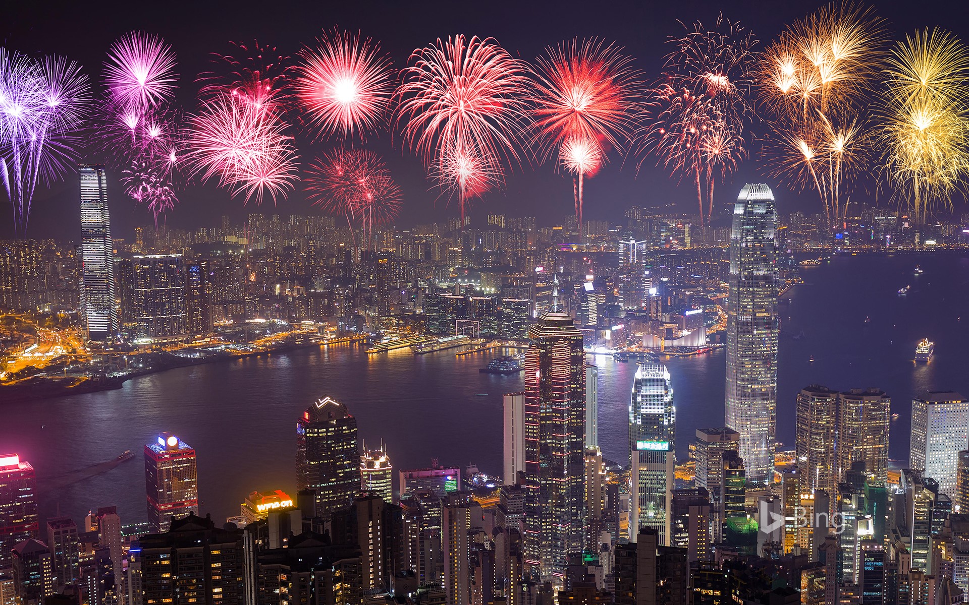 [New Year's Eve Today] Bright fireworks greet the New Year, Hong Kong, China