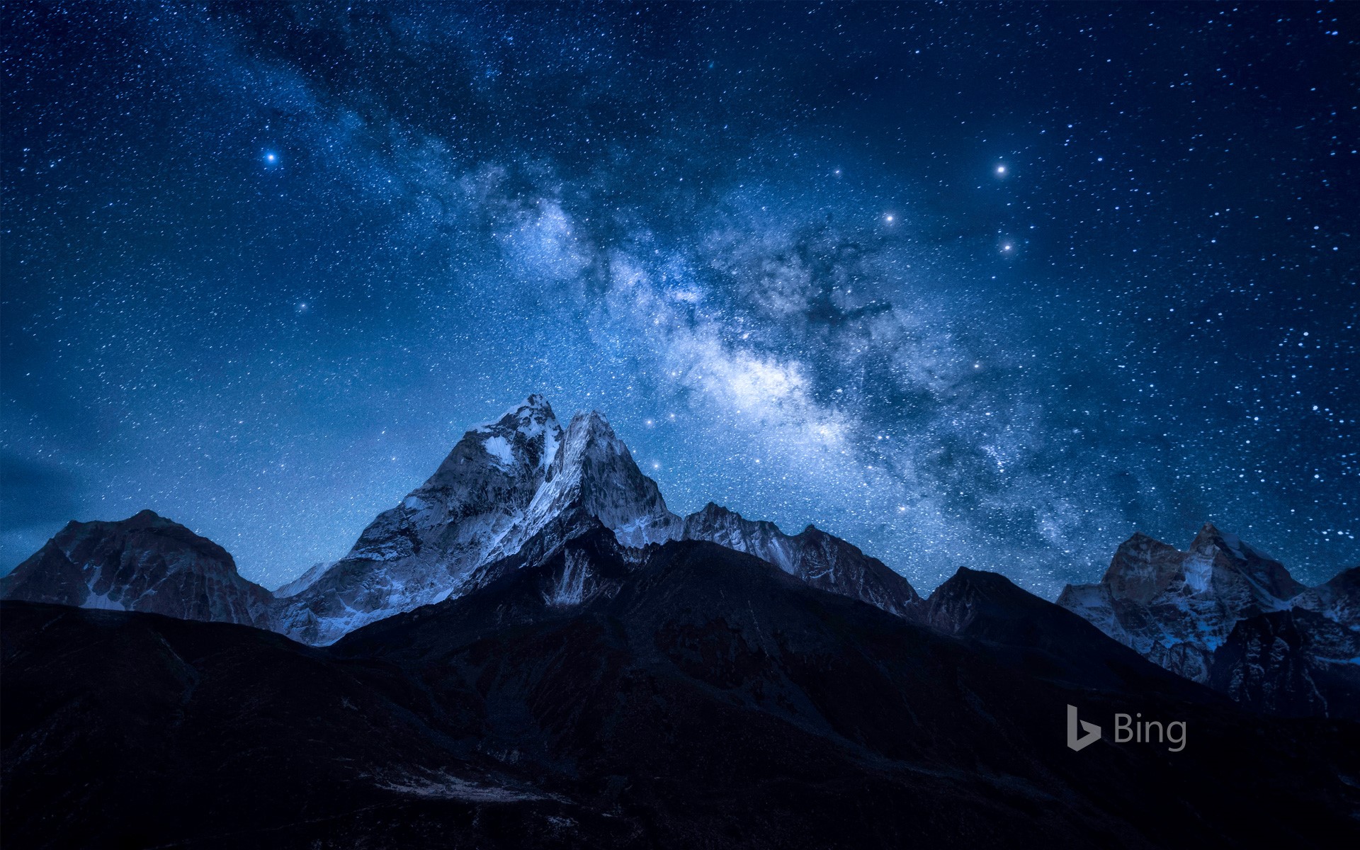 Milky Way over the Himalayan peak Ama Dablam in Nepal