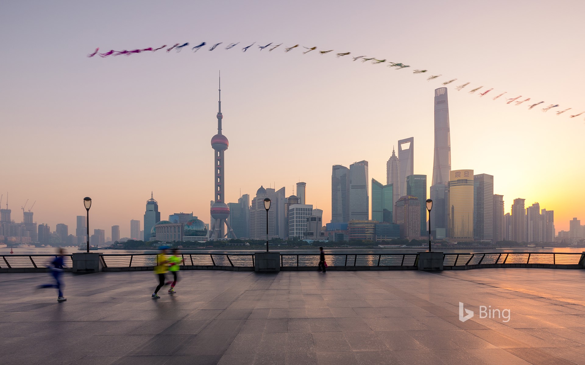 [Autumn Equinox Today] A kite in the morning in the morning, Shanghai, China